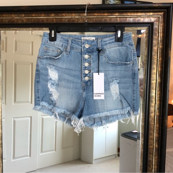 Hammer Jeans Denim Shorts - High Rise | Light Wash | Distressed | Frayed | Jean - Picture 7 of 7